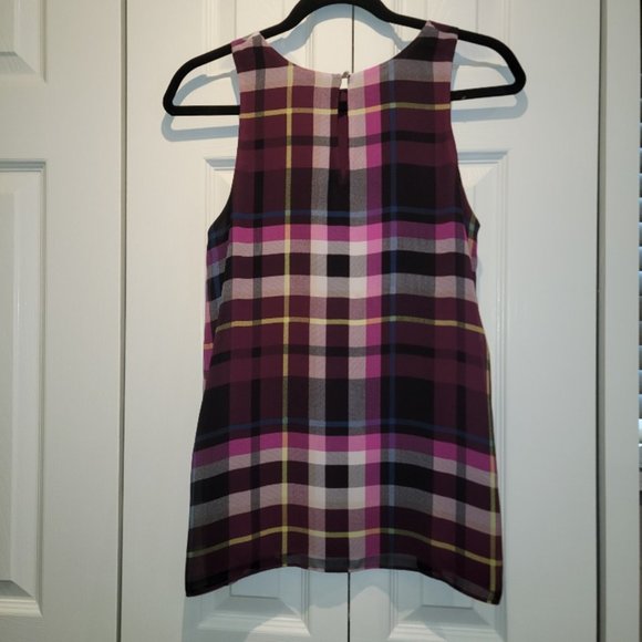 Vince Camuto Sleeveless Pleated-Neck Plaid Blouse NWT Women's M - Picture 2 of 7